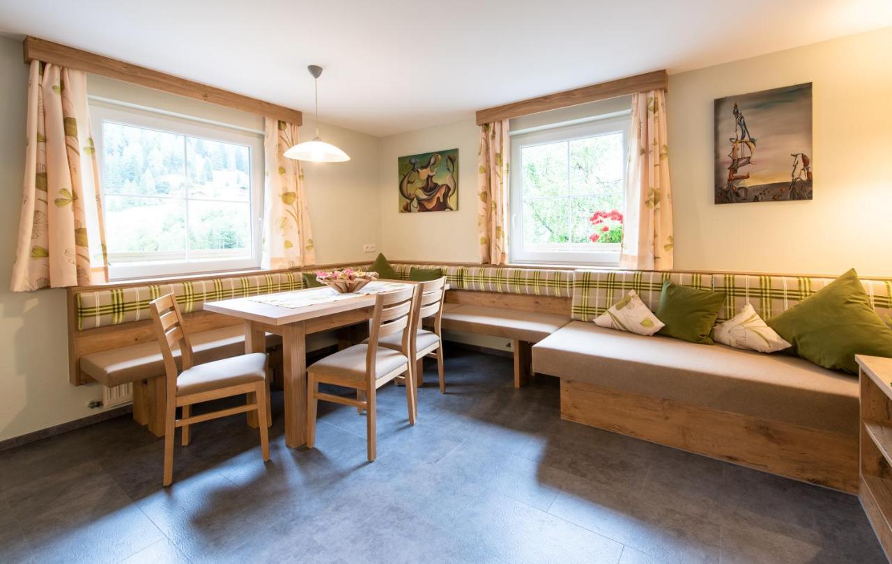 Haus Brigitta Apartment Tux Bagian luar foto